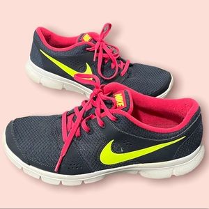 Women’s Nike running shoes size 8.5